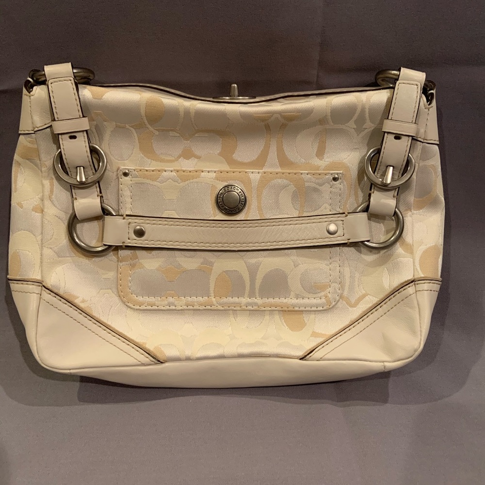 (SOLD) Rare Vintage Coach Optic Signature Print Purse